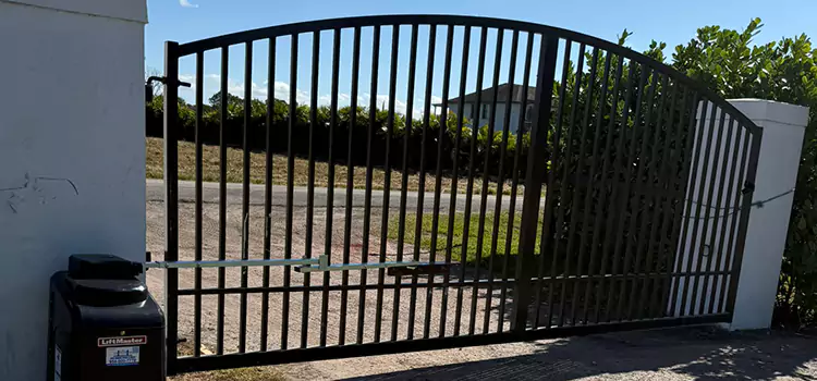 Driveway Fence Repair Melrose Park