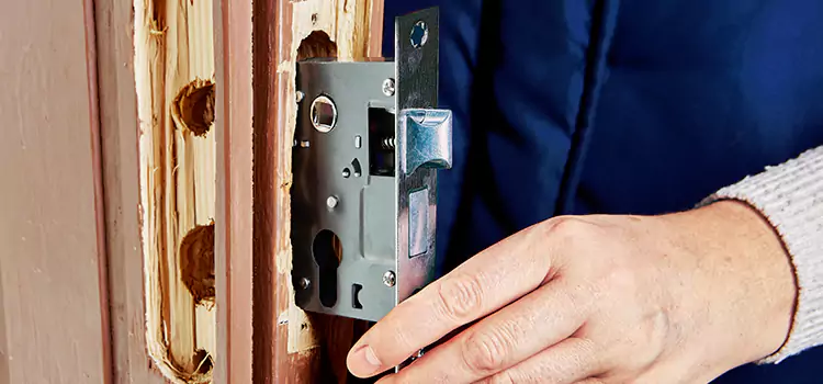 Garage Door Lock Replacement Melrose Park
